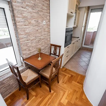 Apartman Sky Center *